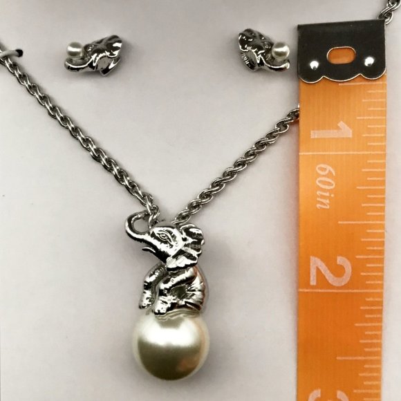 -NEW Elephant Pearl Pendant Necklace & Earrings Set - Picture 12 of 12